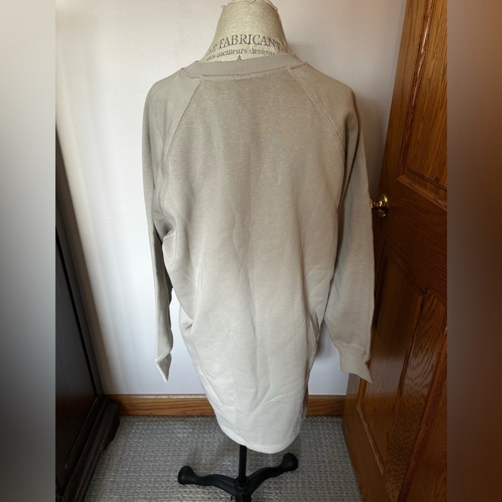 H & M Beige Long Sleeve sweatshirt - Picture 2 of 3